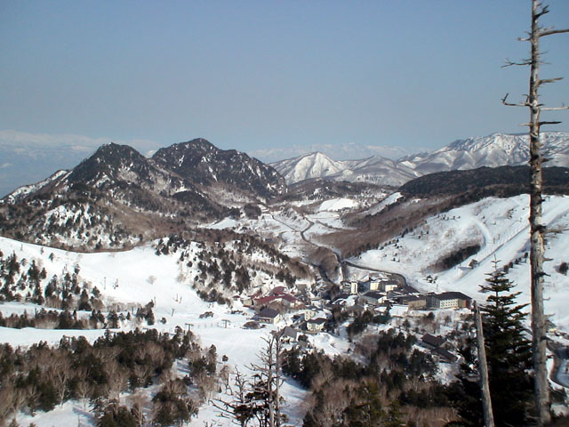 長野県　志賀高原　熊の湯スキー場　熊の湯第３Ａコース上部より